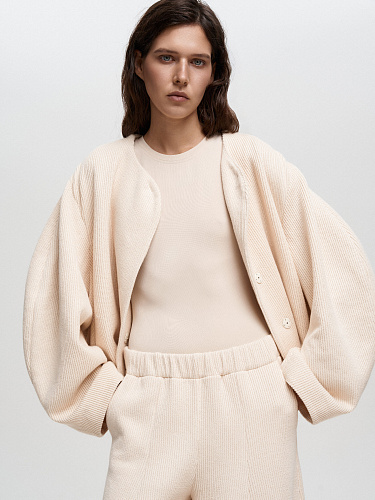 Базовая майка в мелкий рубчик