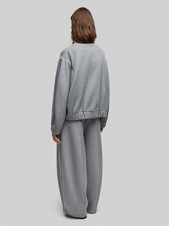 Объемные трикотажные брюки