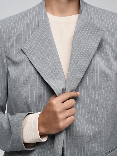 Жакет прямого кроя