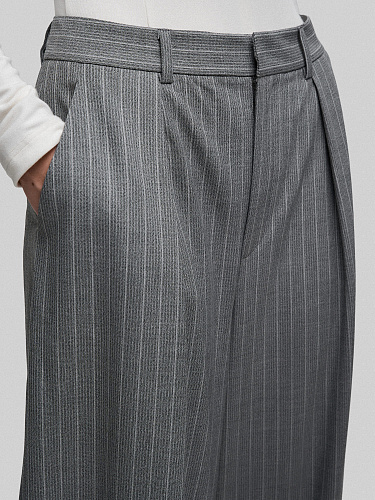 Брюки свободного кроя