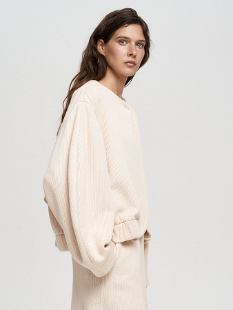 Трикотажный бомбер