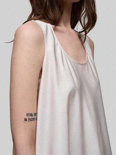 Топ свободного кроя